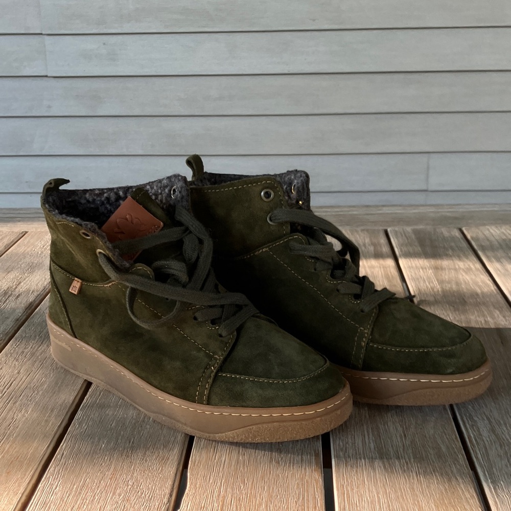 El Naturalista Boots size 41. Silk Suede Forest Green. - Picture 2 of 8